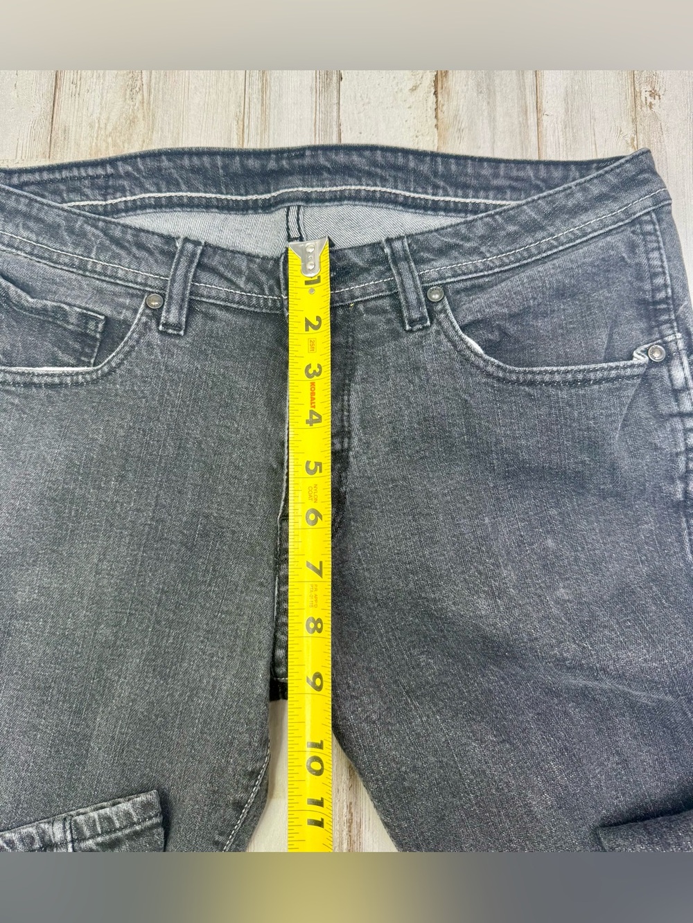 Volcom Women’s Black Jeans 32 (32x33) Slim Straight Fit - Picture 7 of 12